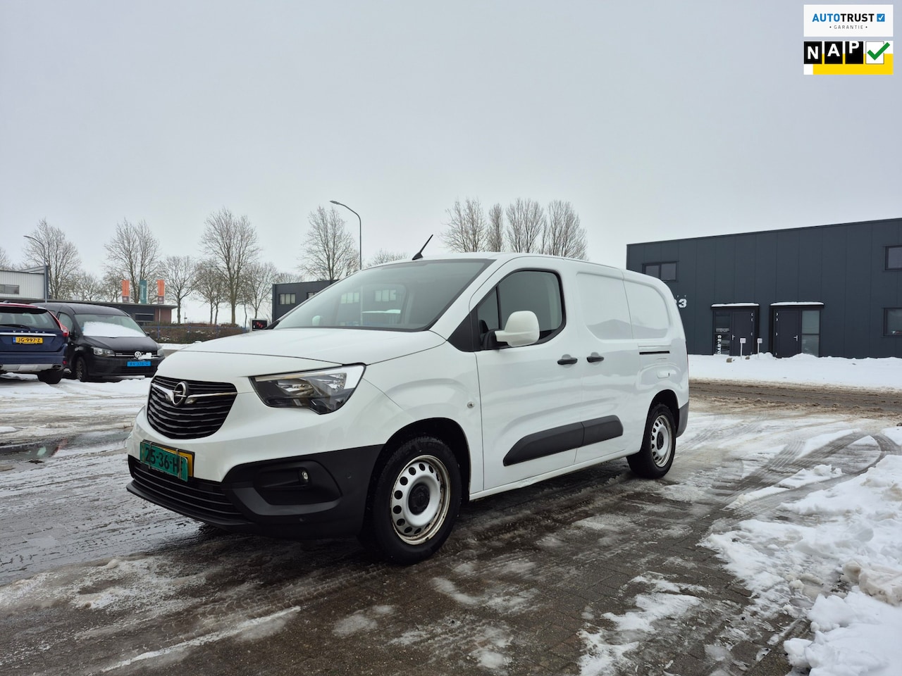 Opel Combo - 1.5D L2H1 2x schuifdeur,inrichting - AutoWereld.nl