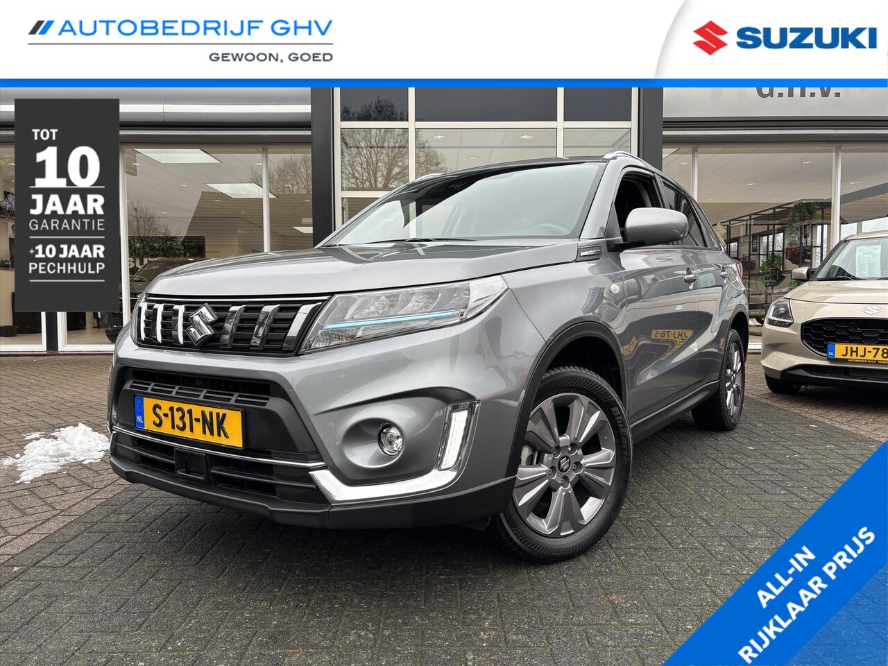 Suzuki Vitara - 1.5 Hybrid 115pk Select Automaat | Trekhaak | All season banden | - AutoWereld.nl