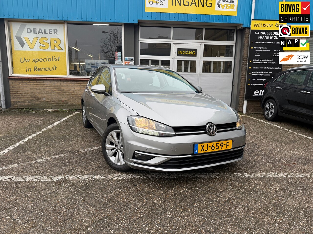 Volkswagen Golf - 1.0 TSI Comfortline 1.0 TSI Comfortline - AutoWereld.nl