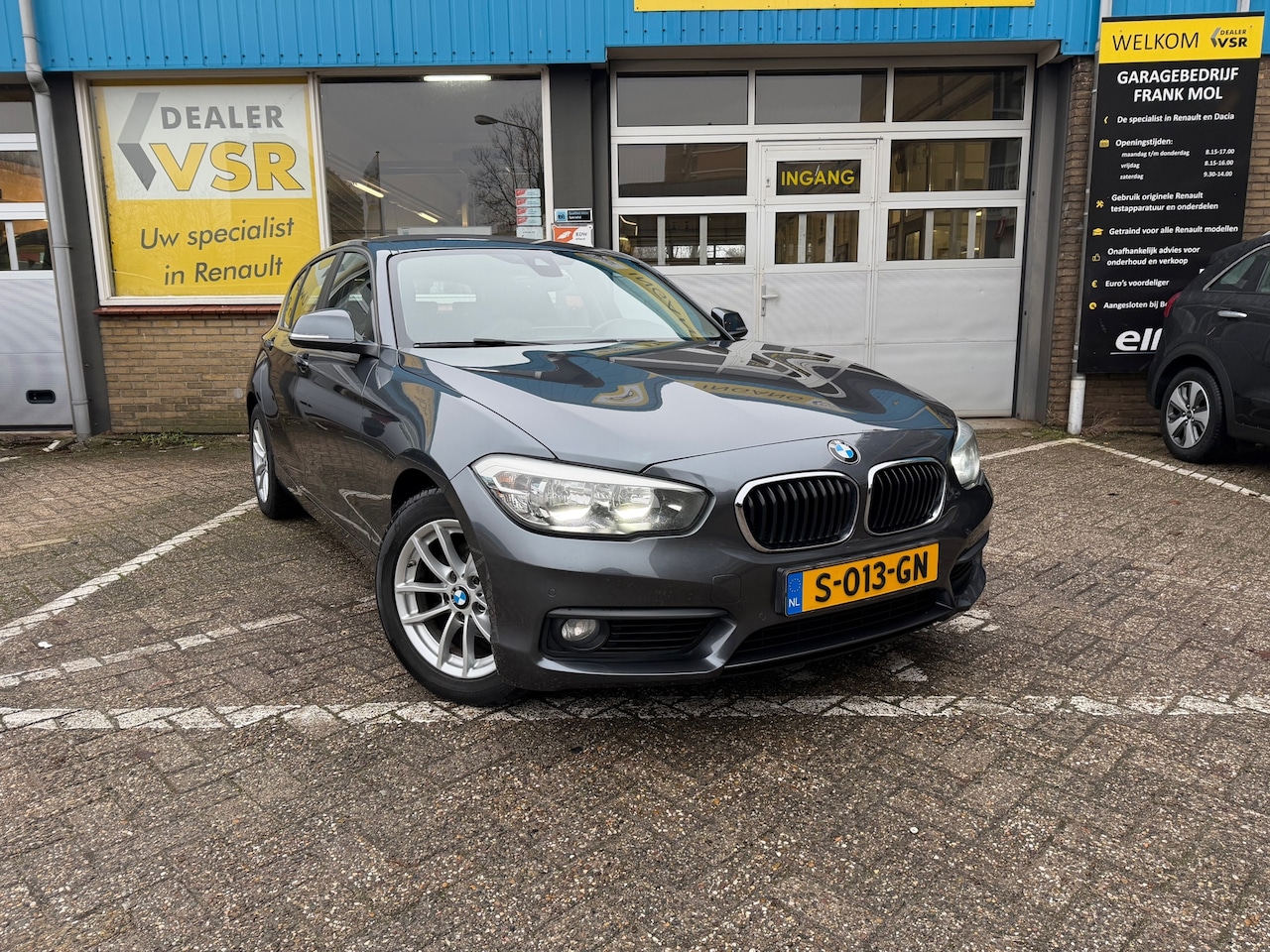 BMW 1-serie - 116i Corporate Lease High Executive 116i Corporate Lease High Executive - AutoWereld.nl