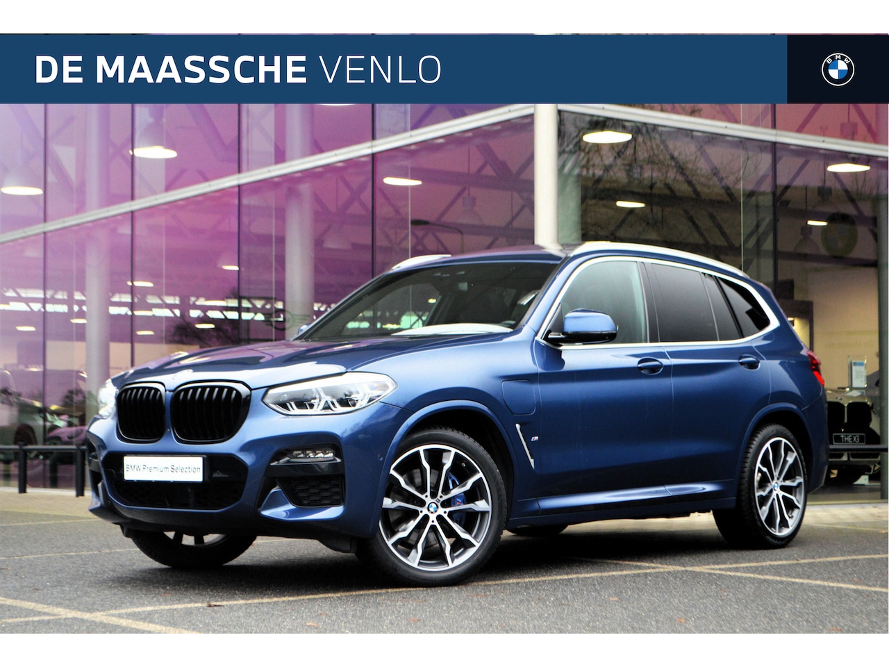BMW X3 - xDrive30e M Sport Automaat / Panoramadak / Trekhaak / Sportstoelen / Adaptief onderstel / - AutoWereld.nl