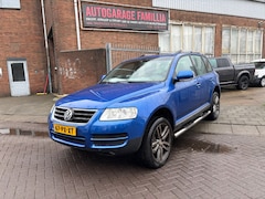 Volkswagen Touareg - 3.2 V6