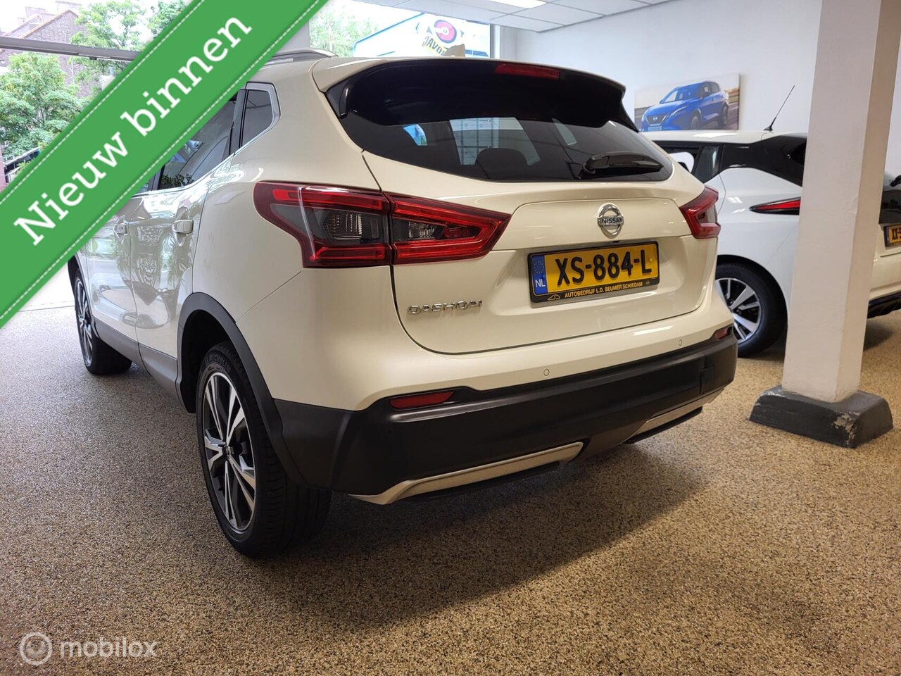 Nissan Qashqai - 1.2 N-Connecta *Design Pack, PANO, NL, RIJKLAARPRIJS!*