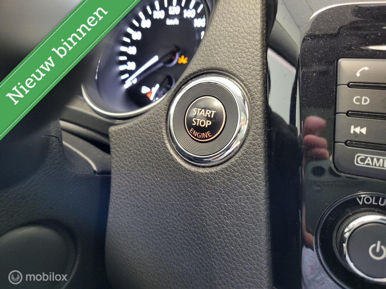 Nissan Qashqai - 1.2 N-Connecta *Design Pack, PANO, NL, RIJKLAARPRIJS!*