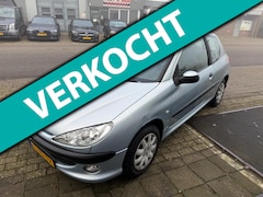 Peugeot 206 - AIRCO 1.4 2005 75PK NIEUWE KOPPELING SET