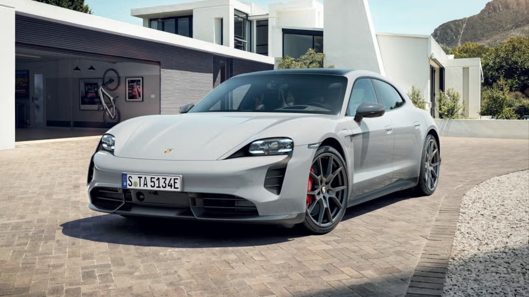 Porsche Taycan Sport Turismo - GTS - AutoWereld.nl