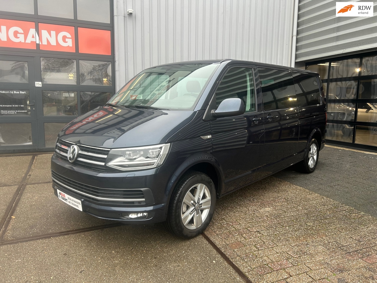 Volkswagen Transporter - 2.0 TDI L2H1 DC Highline| Automaat| 5-pers| NL-Auto| Bluetooth| Navigatie| Cruise Control - AutoWereld.nl