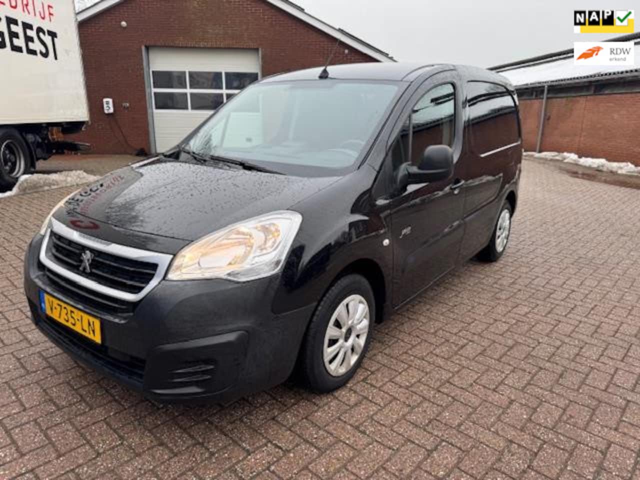 Peugeot Partner - 120 1.6 BlueHDi 75 L1 Pro 120 1.6 BlueHDi 75 L1 Pro - AutoWereld.nl