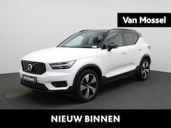 Volvo XC40 - T4 PHEV R-Design | AUTOMAAT | ACHTERUITRIJCAMERA | ELEKTRISCHE KOFFERKLEP | STUURVERWARMIN