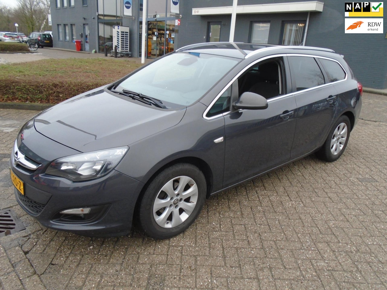 Opel Astra Sports Tourer - 1.4 Turbo Edition 1.4 Turbo Edition Nieuwe Apk - AutoWereld.nl