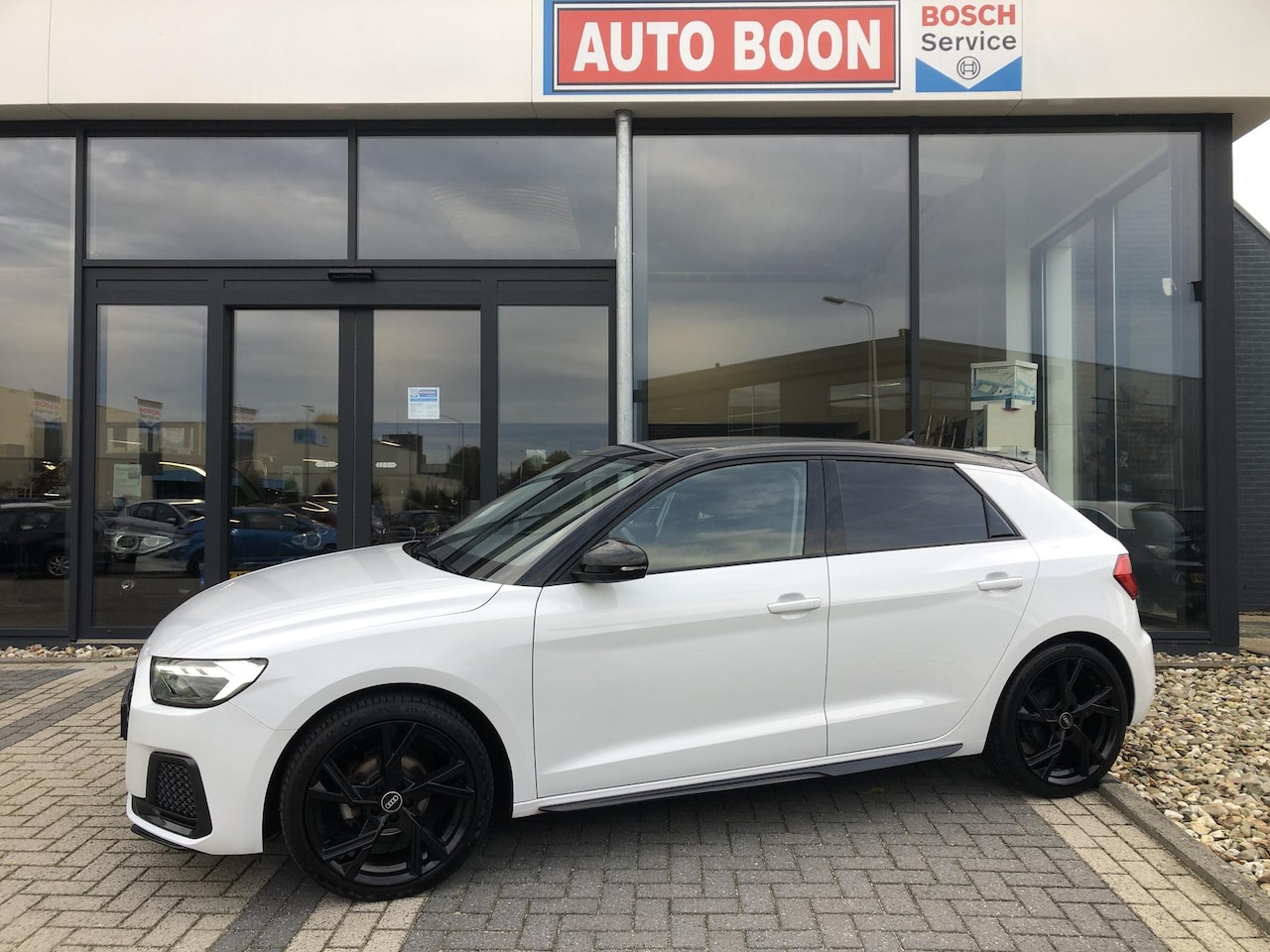 Audi A1 - 25TFSi 95PK EPIC : LED/ECC/2-TONE/APPCarpl./ 18"LMV/P-GLAS/S&S/BTA/MEDIA - 1 EIG./NL AUTO/ - AutoWereld.nl