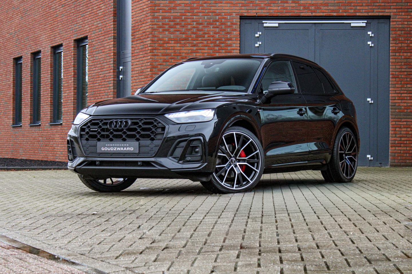 Audi Q5 - 55 TFSI e quattro Competition | Luchtvering | Pano | Carbon | B&O | Leder - AutoWereld.nl