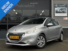 Peugeot 208 - 1.4 VTi Envy Clima Navi PDC