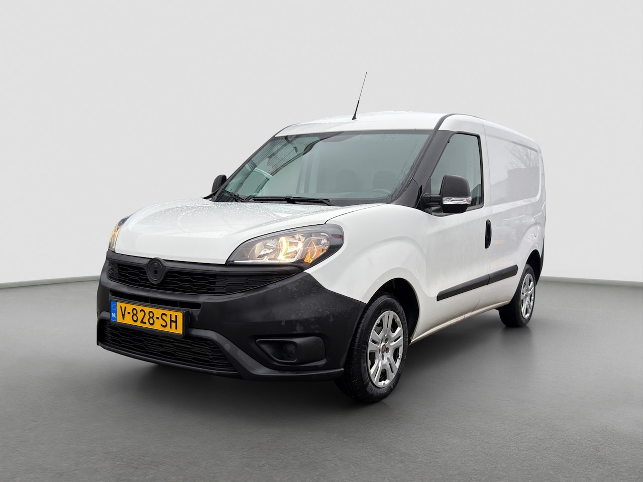 Fiat Doblò Cargo - 1.6 MJ L1H1 ECO JET Full map navigatie | Airco | Bluetooth Telefoon | Schuifdeur rechts - AutoWereld.nl