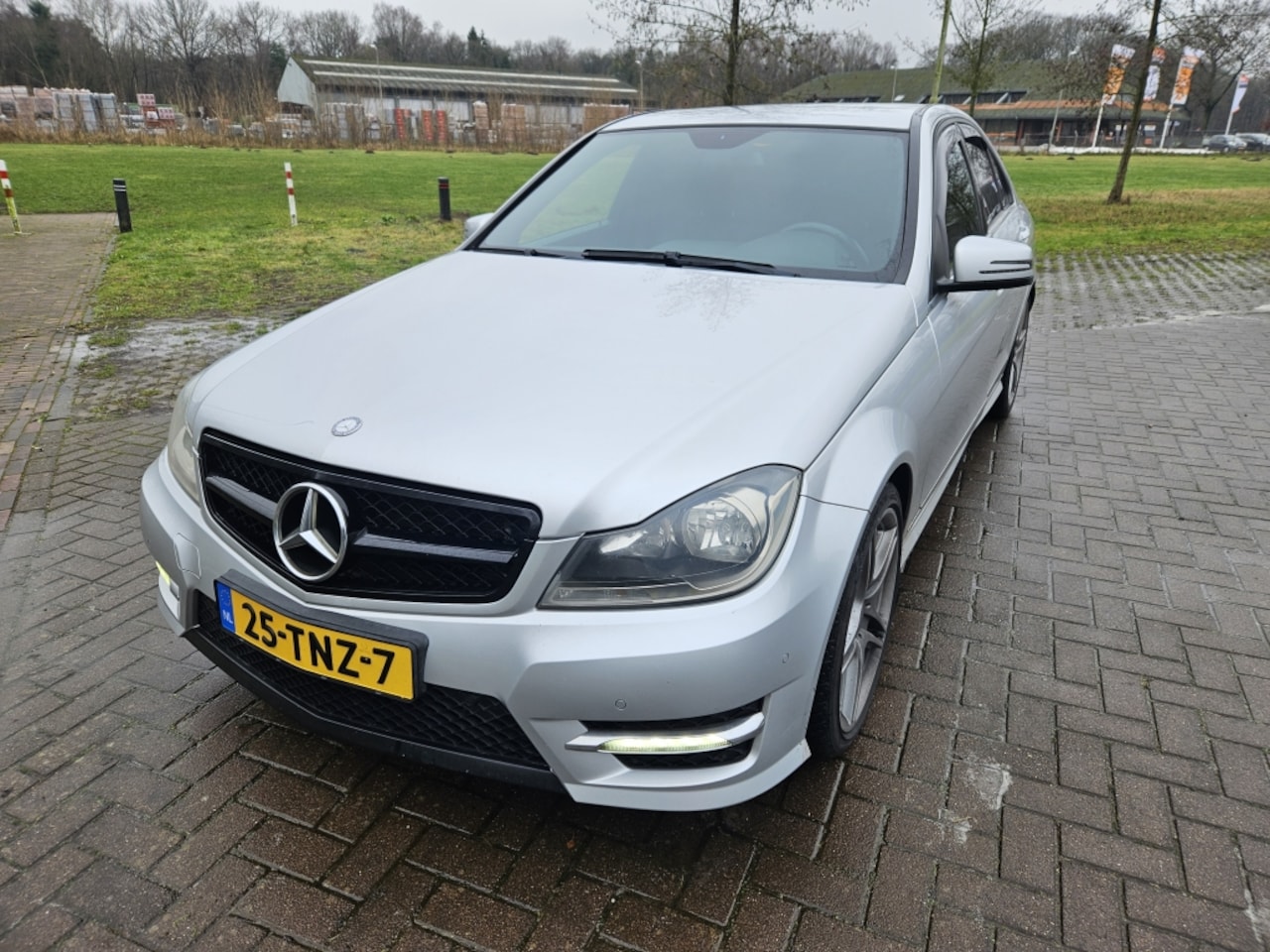 Mercedes-Benz C-klasse - 180 Premium Edition 180 Premium Edition - AutoWereld.nl