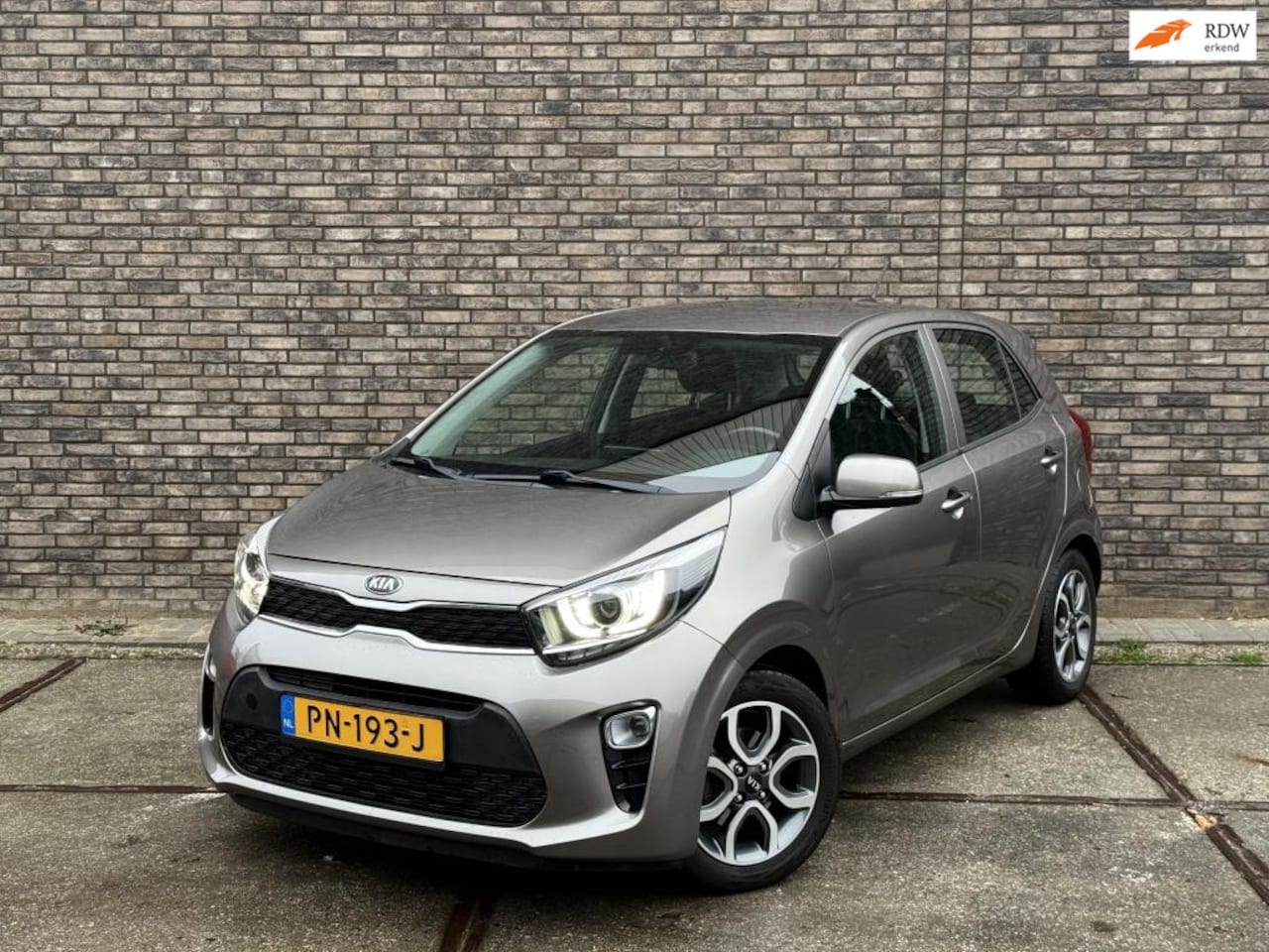 Kia Picanto - 1.0 CVVT First Edition Carplay Cruise Control Camera - AutoWereld.nl