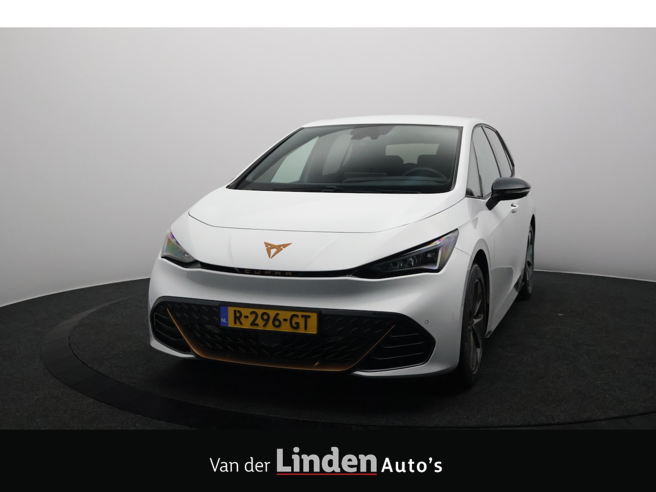 CUPRA Born - Business Plus 62 kWh SOH 95,2% | Camera | Led | Carplay&Android | Navigatie - AutoWereld.nl