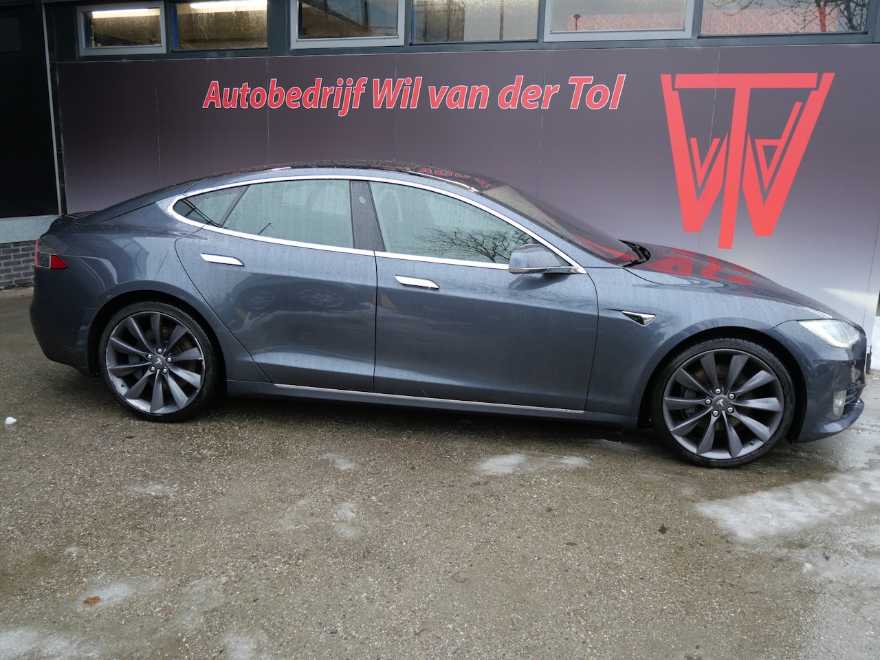 Tesla Model S - 75D BASE | PANORAMA DAK | 20 INCH | AUTOPILOT | NL-AUTO | BTW-AUTO!! - AutoWereld.nl