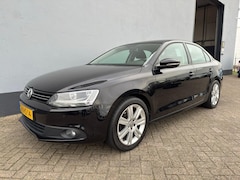 Volkswagen Jetta - 1.2 TSI Comfort Executive Line