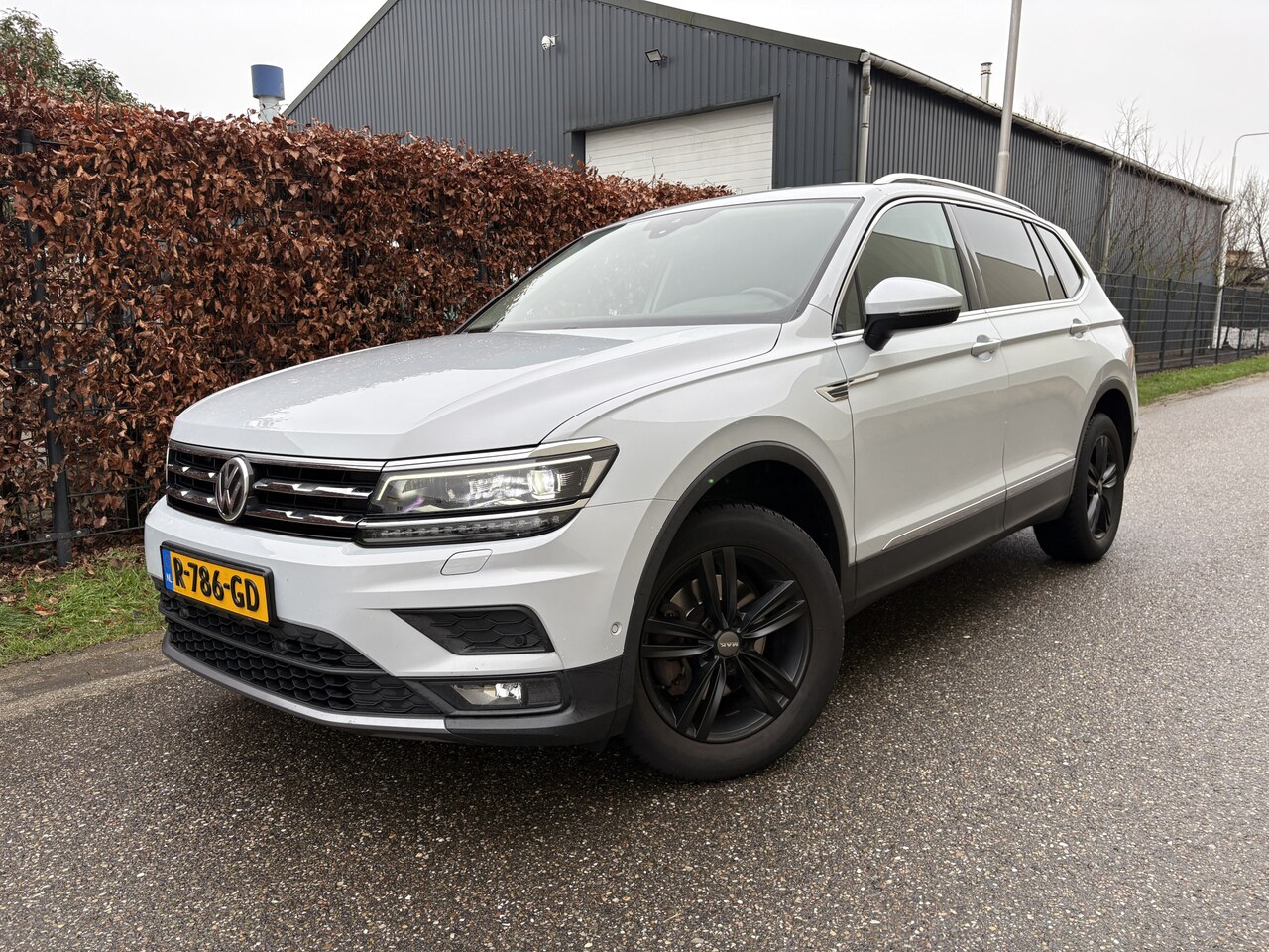 Volkswagen Tiguan Allspace - 1.4 TSI Comfortline / NAVI / AIRCO ECC / CRUISE / ACHTERUITRIJCAMERA / 104dkm! - AutoWereld.nl