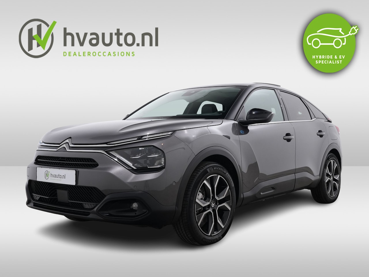 Citroën Ë-C4 - SHINE 50 KWH 3-FASE NIEUW! 100% SOH | Panoramadak | Massage | Leer - AutoWereld.nl