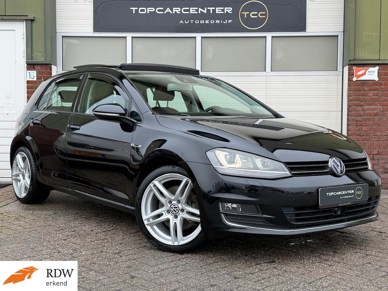 Volkswagen Golf - 1.4 TSI ACT Highline/AUT/CAMERA/LEER/STOELV - AutoWereld.nl