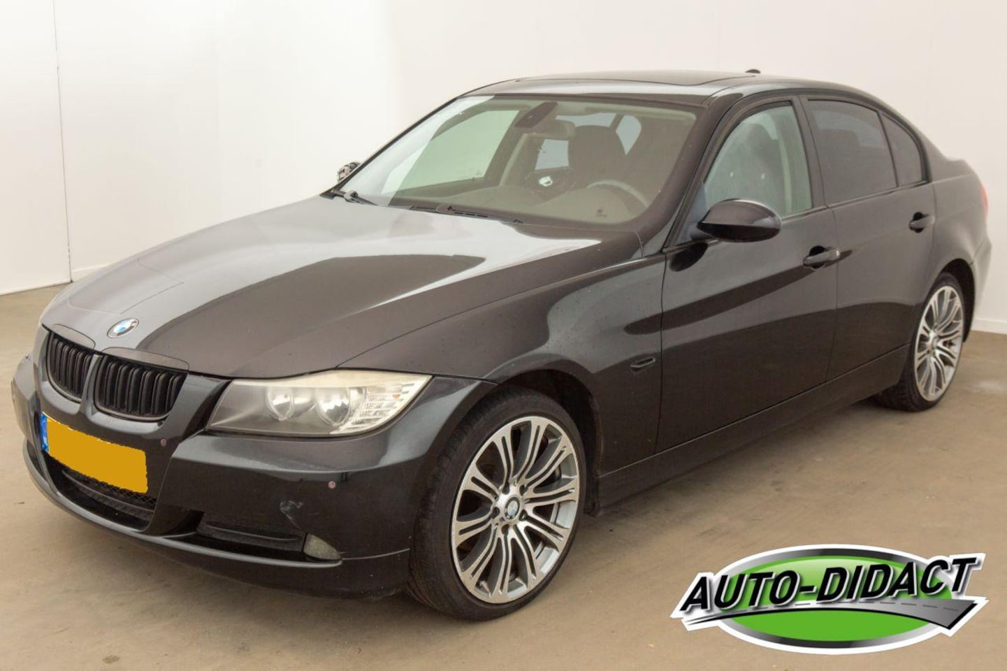 BMW 3-serie - 318i Clima Navi - AutoWereld.nl