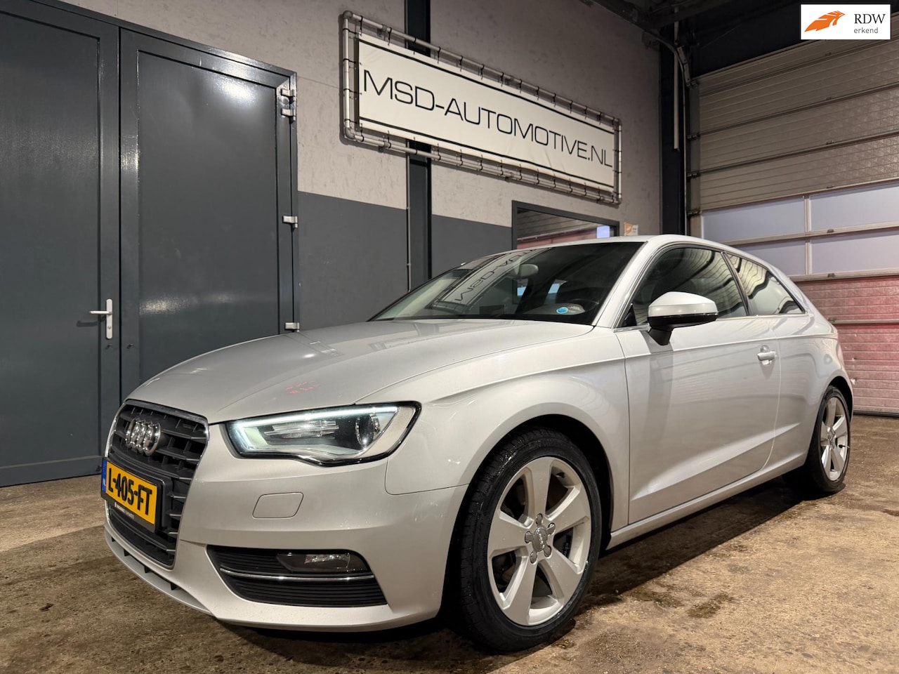 Audi A3 - 1.4 TFSI Attraction Pro Line plus Facelift Sportstoelen Led - AutoWereld.nl