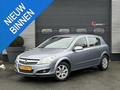 Opel Astra - 1.6 Temptation | Airco | Cruise Control | Lichtmetalen Velgen | 5 Deurs |