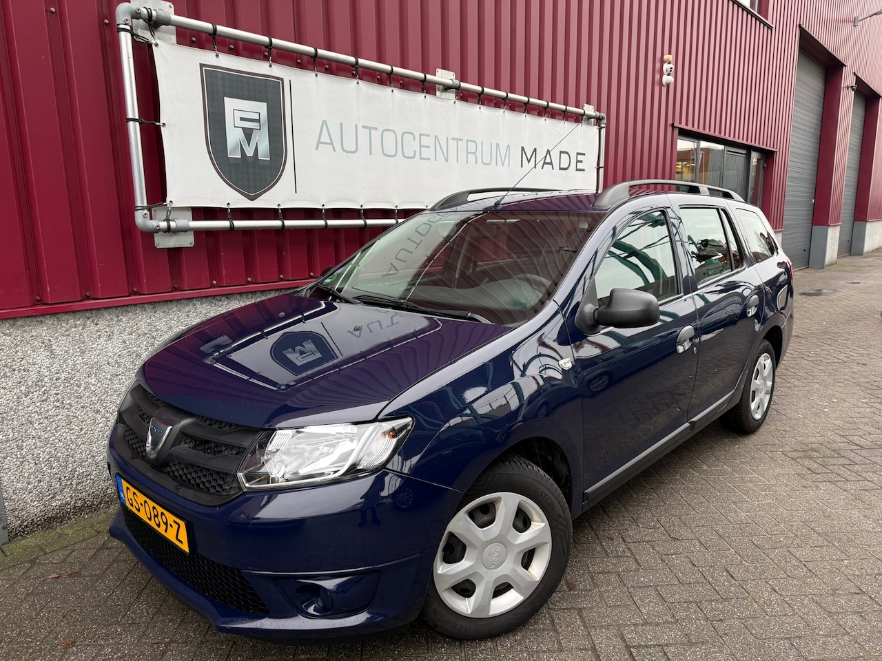 Dacia Logan MCV - 0.9 TCe Ambiance // 120 DKM NAP // Airco // Cruise control // Trekhaak - AutoWereld.nl