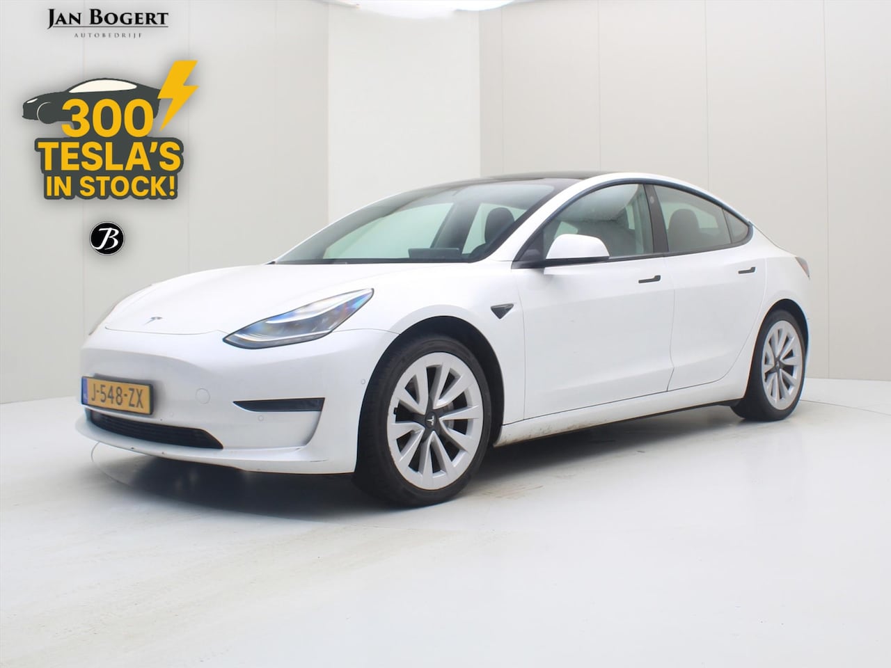Tesla Model 3 - Long-Range AWD 351pk 75 kWh FACELIFT [ TREKHAAK+WARMTEPOMP+AUTOPILOT+19INCH+PREMIUM AUDIO - AutoWereld.nl