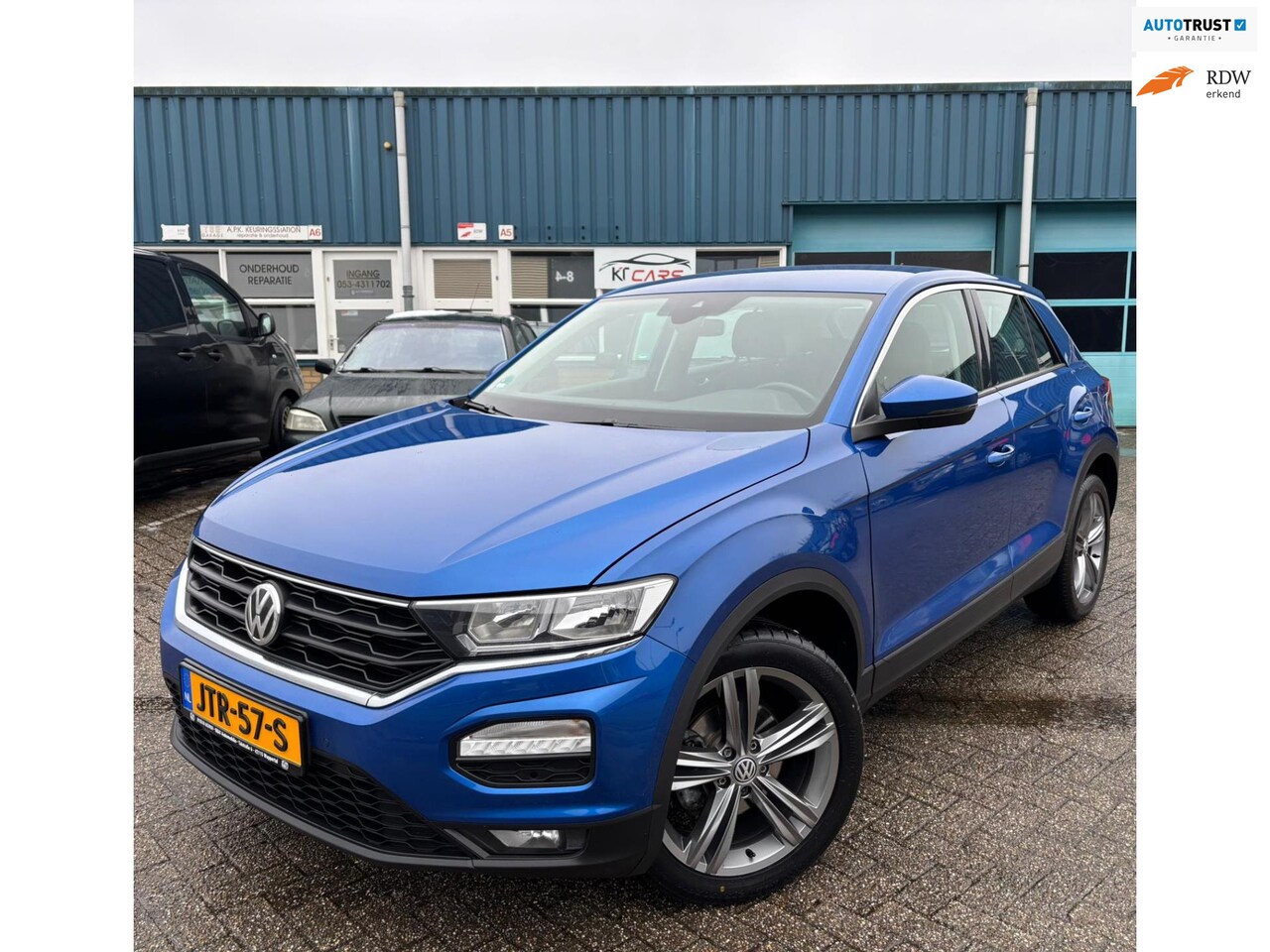 Volkswagen T-Roc - 1.0 TSI Style | Carplay | Stoelverwarming | Climate | Navi | LM Velgen | Dealer onderhoude - AutoWereld.nl