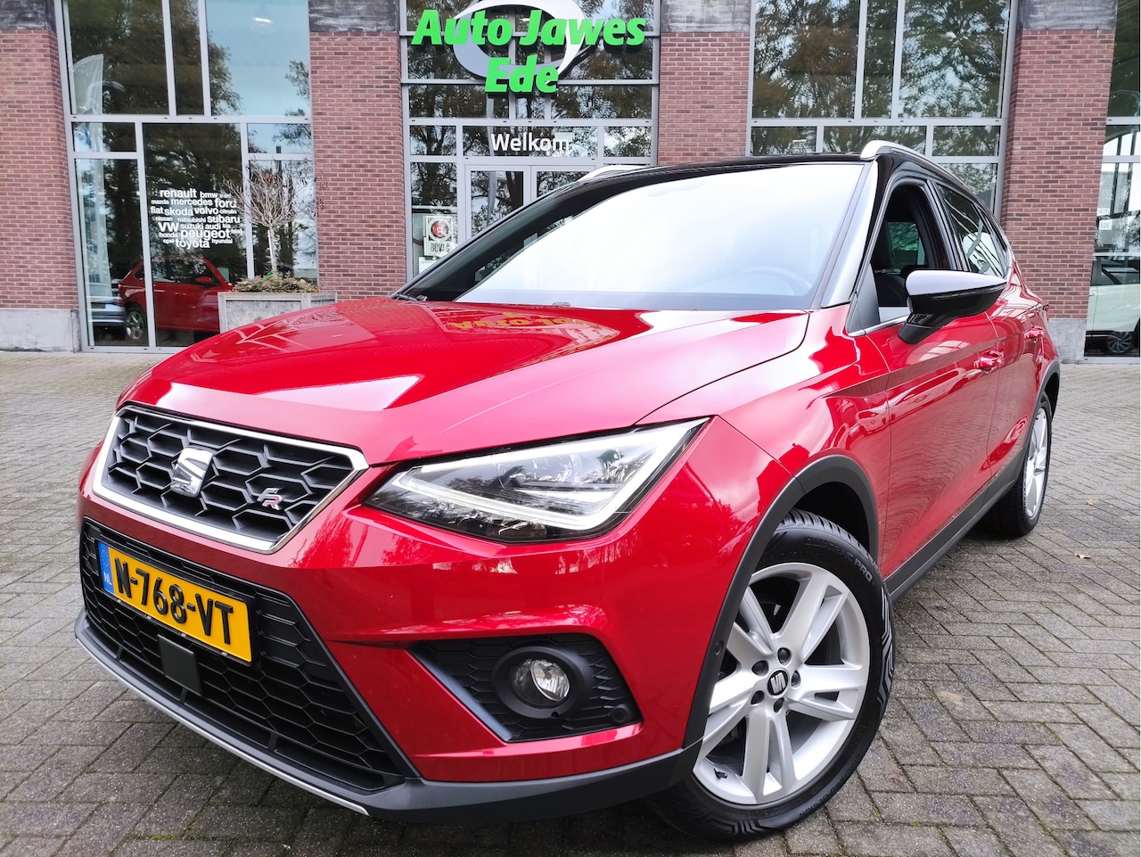 SEAT Arona - 1.0 TSI DSG FR Business Intense Afn.trekhaak - Leder/Alcantara - Achteruitrijcamera - Full - AutoWereld.nl