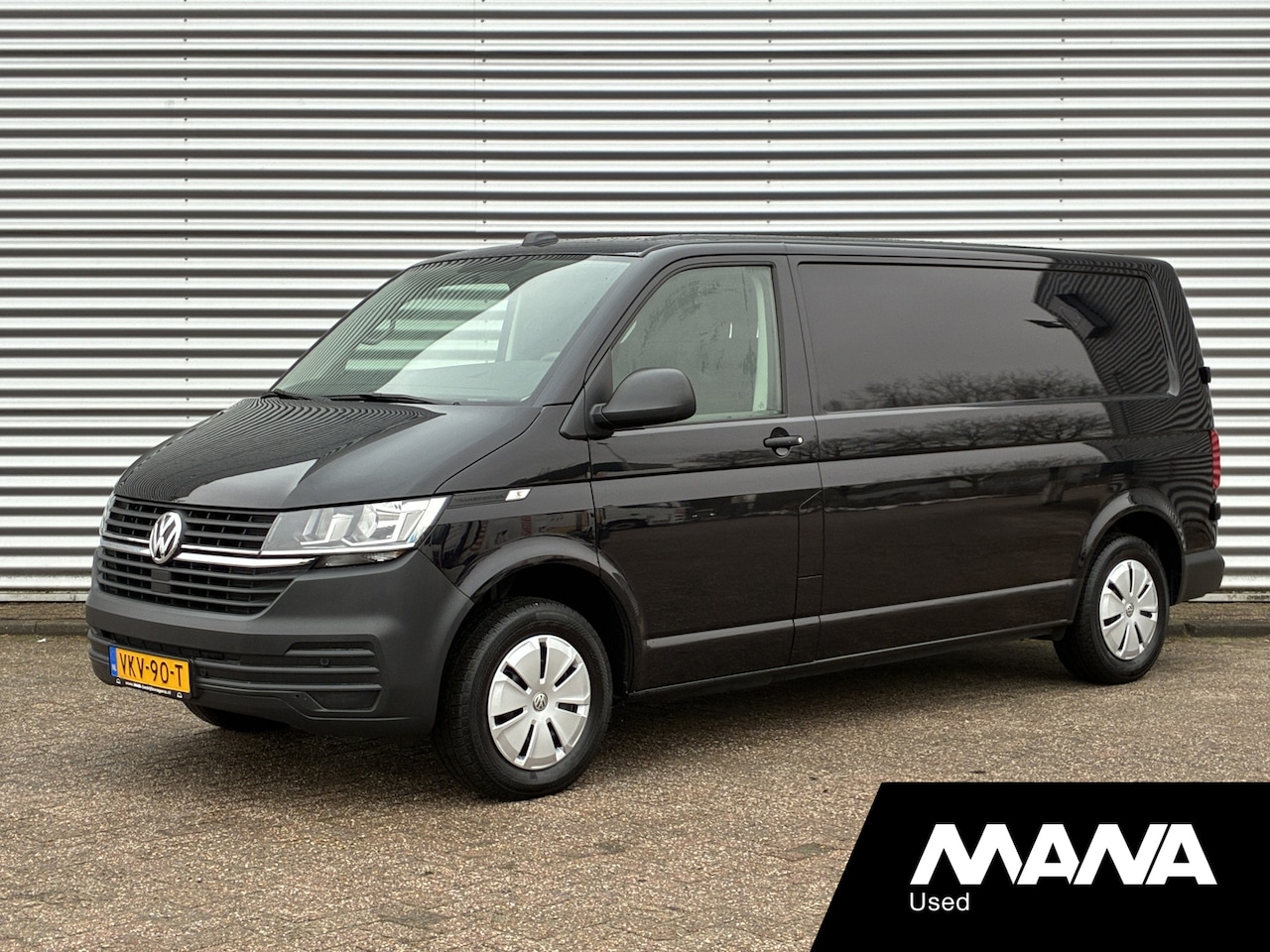 Volkswagen Transporter - 2.0 TDI L2H1 Trekhaak Cruise Sensoren Airco - AutoWereld.nl