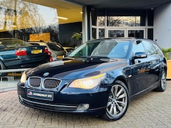 BMW 5-serie Touring - 525i Leer*Xenon*Pdc*Stoelvwrmng