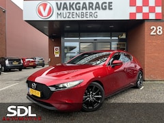 Mazda 3 - 3 2.0 e-SkyActiv-X M Hybrid 180 Luxury // 360 CAMERA // LEDER // ELEK.STOEL+GEHEUGEN // HE