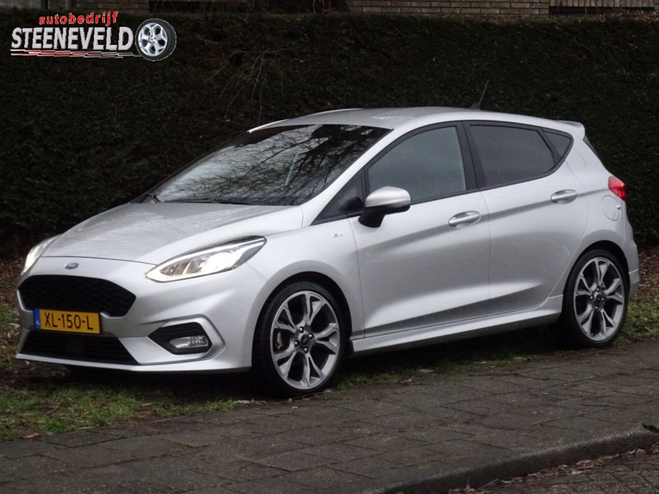 Ford Fiesta - 1.0 100PK ST-Line met Navi en WinterPack - AutoWereld.nl