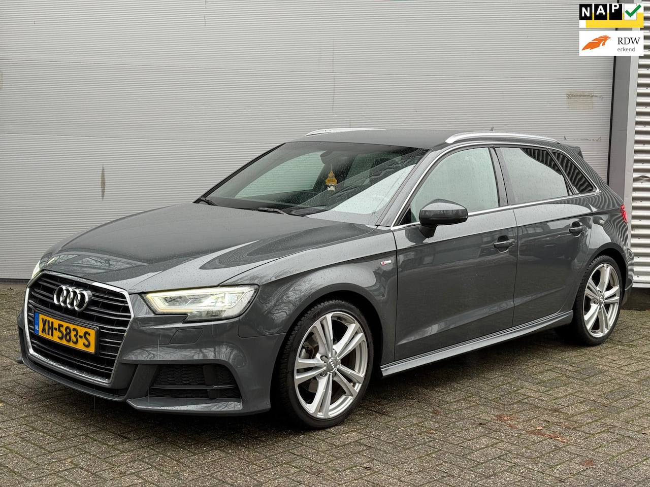 Audi A3 Sportback - 30 TFSI Sport S Line Edition l Virtual l Distr VV l Navi l Cruise l Xenon l VDOH l - AutoWereld.nl