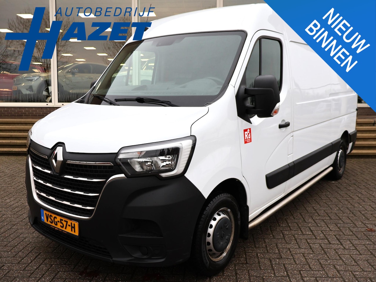Renault Master - T35 2.3 dCi 150 L2H2 150 PK ENERGY COMFORT + DAB | CARPLAY | CAMERA | TREKHAAK 2500 KG - AutoWereld.nl