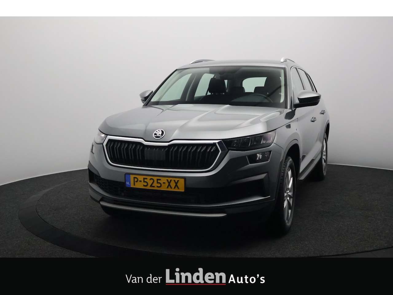 Skoda Kodiaq - 1.5 TSI Business Edition 150PK | Sfeerverlichting | Camera | Navigatie | Carplay&Android - AutoWereld.nl