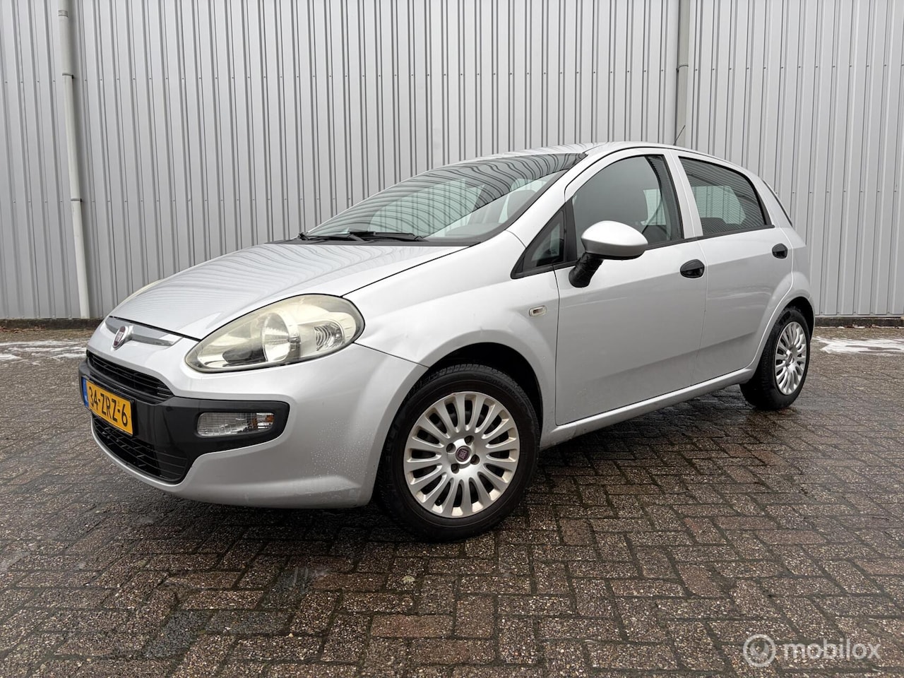 Fiat Punto Evo - 1.2 Active 5-deurs Airco Trekhaak Nieuwe Apk - AutoWereld.nl