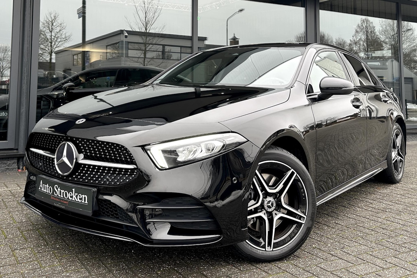 Mercedes-Benz A-klasse - 250e AMG Night Sfeer Widescreen 6M Garantie - AutoWereld.nl