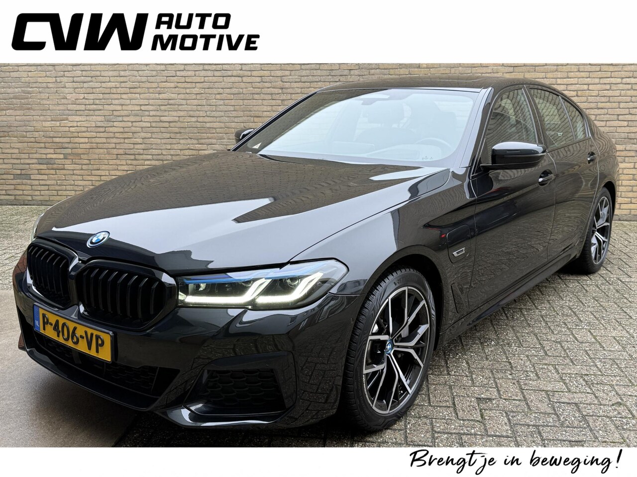 BMW 5-serie - 530e Edition Plus | M-pakket | Schuif/kanteldak | BMW Laser Light | Leder | Sportstoelen | - AutoWereld.nl