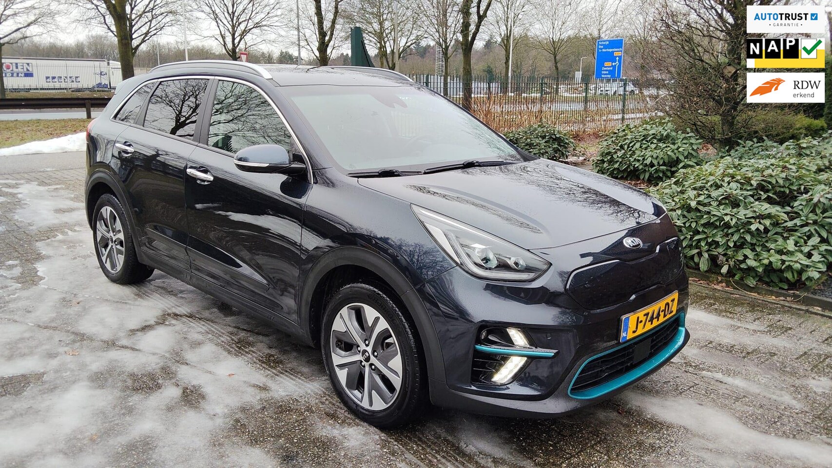 Kia e-Niro - ExecutiveLine 64 kWh ExecutiveLine 64 kWh ,SOH 100% , Leer - AutoWereld.nl