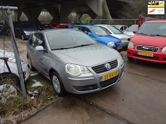 Volkswagen Polo - 1.2-12V Optive st berk 5 drs airco elek pak nap apk