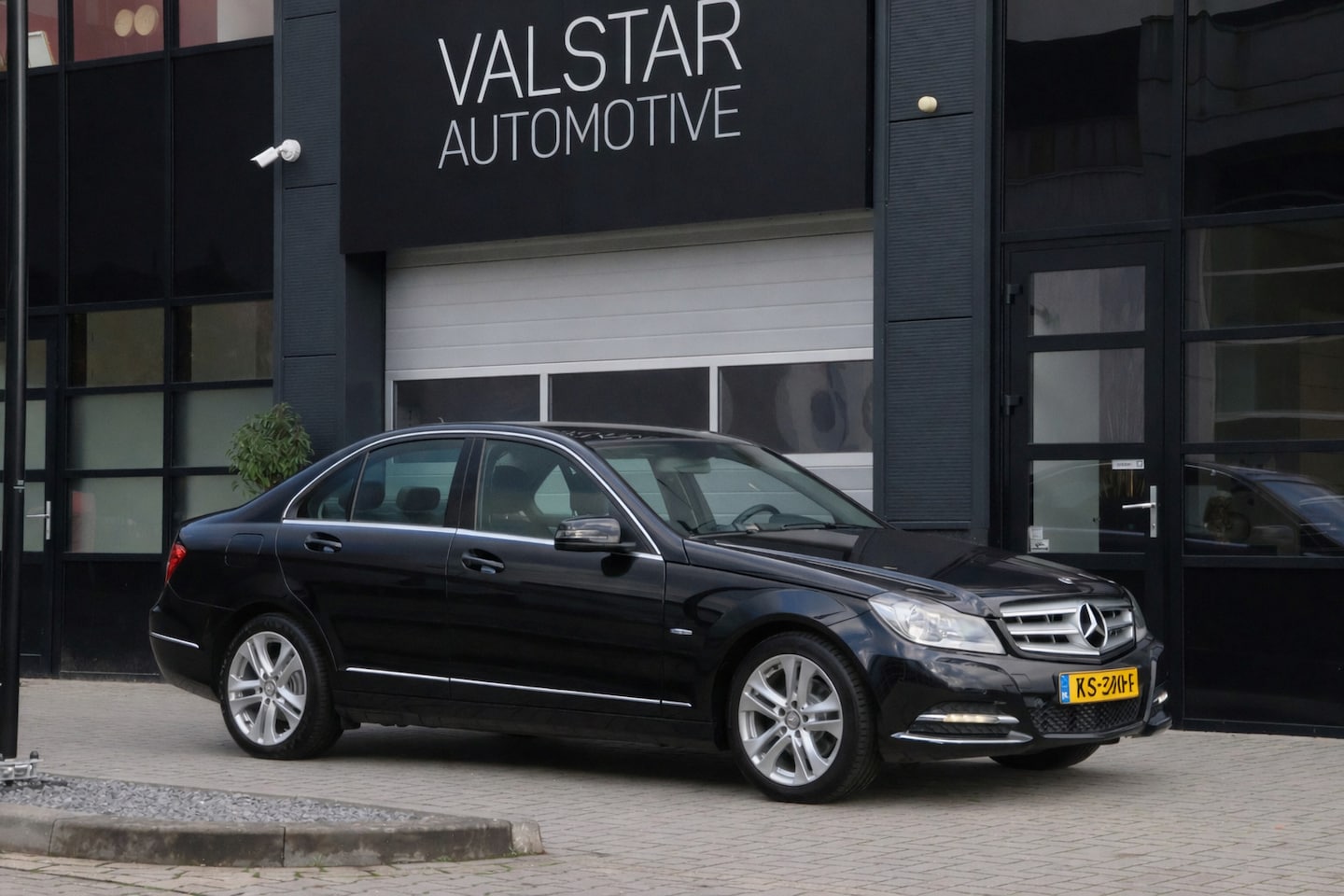 Mercedes-Benz C-klasse - 180 Business Class Avantgarde | Schuif -kantel dak | Trekhaak - AutoWereld.nl