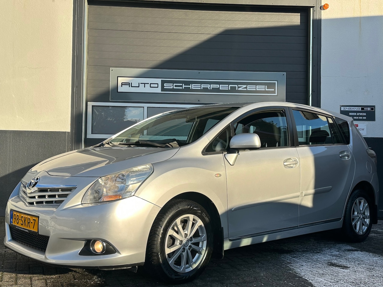 Toyota Verso - 1.8 VVT-i Aspiration | AIRCO | AUTOMAAT | TREKHAAK | - AutoWereld.nl