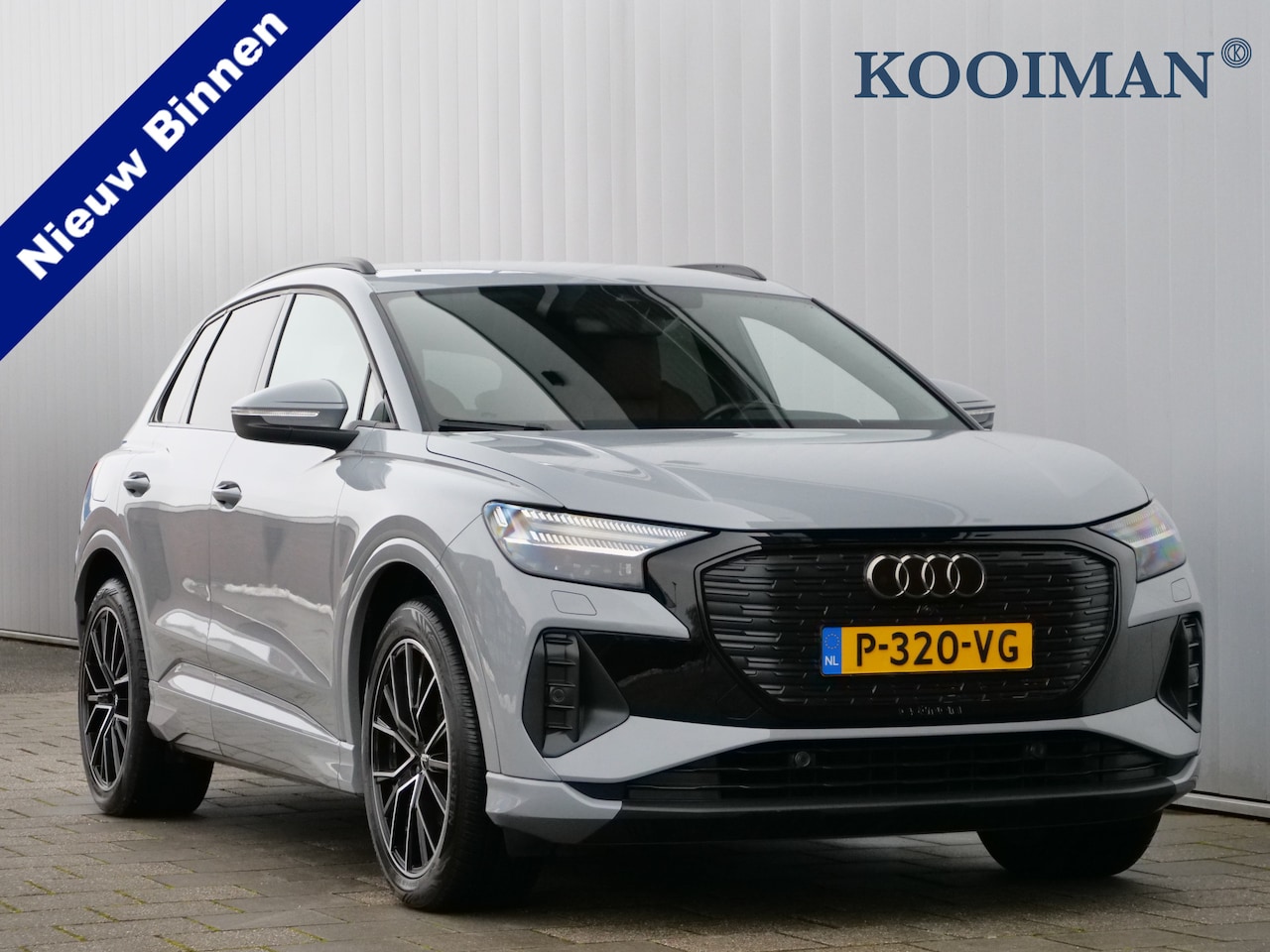 Audi Q4 e-tron - 35 Launch edition Advanced 55 kWh Automaat Leer / Navigatie / Leder / Stoelverwarming - AutoWereld.nl