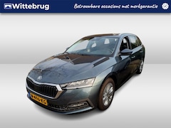 Skoda Octavia Combi - 1.5 e-TSI Business Edition / Navigatie / PDC / Led / Adaptive cruise / virtual cockpit / D