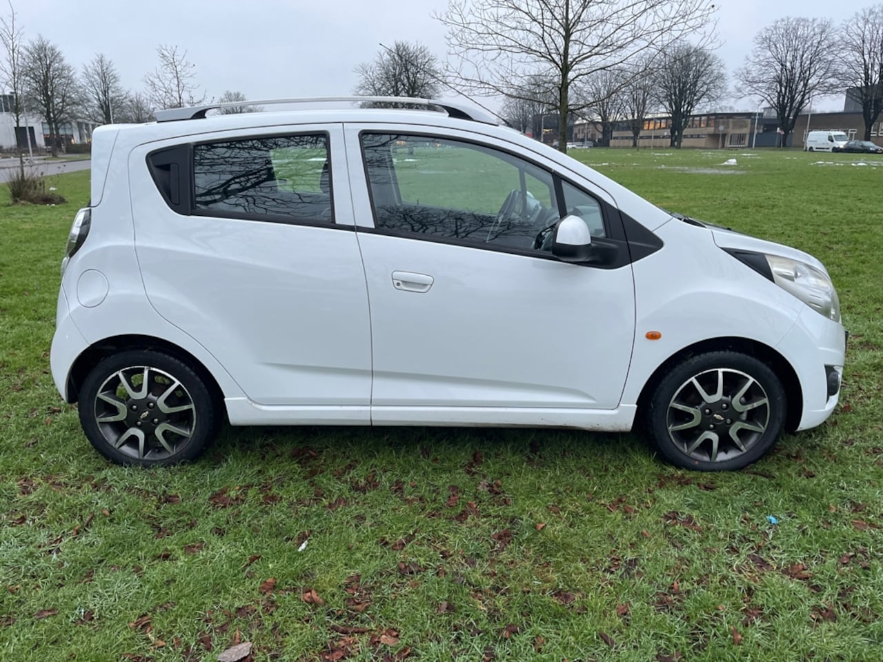 Chevrolet Spark - 1.0 16V LS Bi-Fuel 1.0 16V LS+ Bi-Fuel - AutoWereld.nl